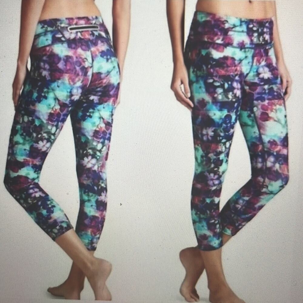 Athleta Floral Fade Sonar Capri Leggings Size X Small